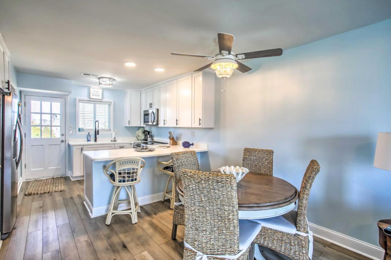 Coastal Oasis With Decks Walk To Holden Beach! Eksteriør bilde