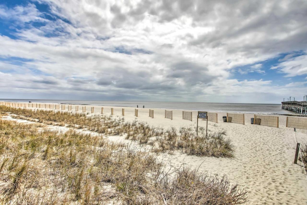Coastal Oasis With Decks Walk To Holden Beach! Eksteriør bilde